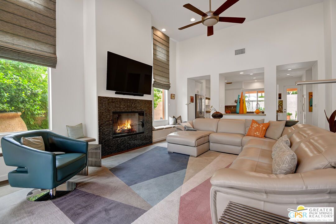 Fireplace, Interior, Living room, Recessed Lighting