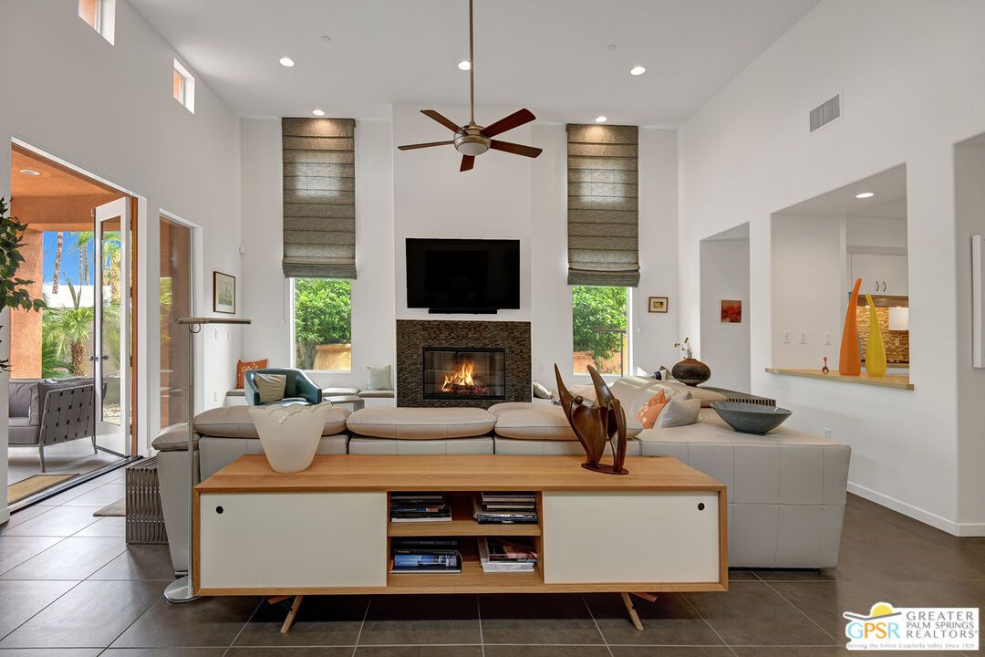 Fireplace, Interior, Recessed Lighting