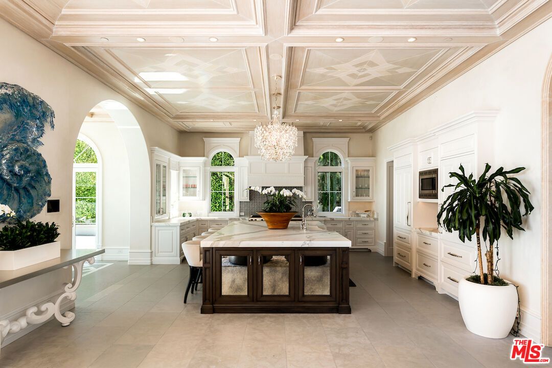 Chandelier, Interior, Kitchen, Recessed Lighting