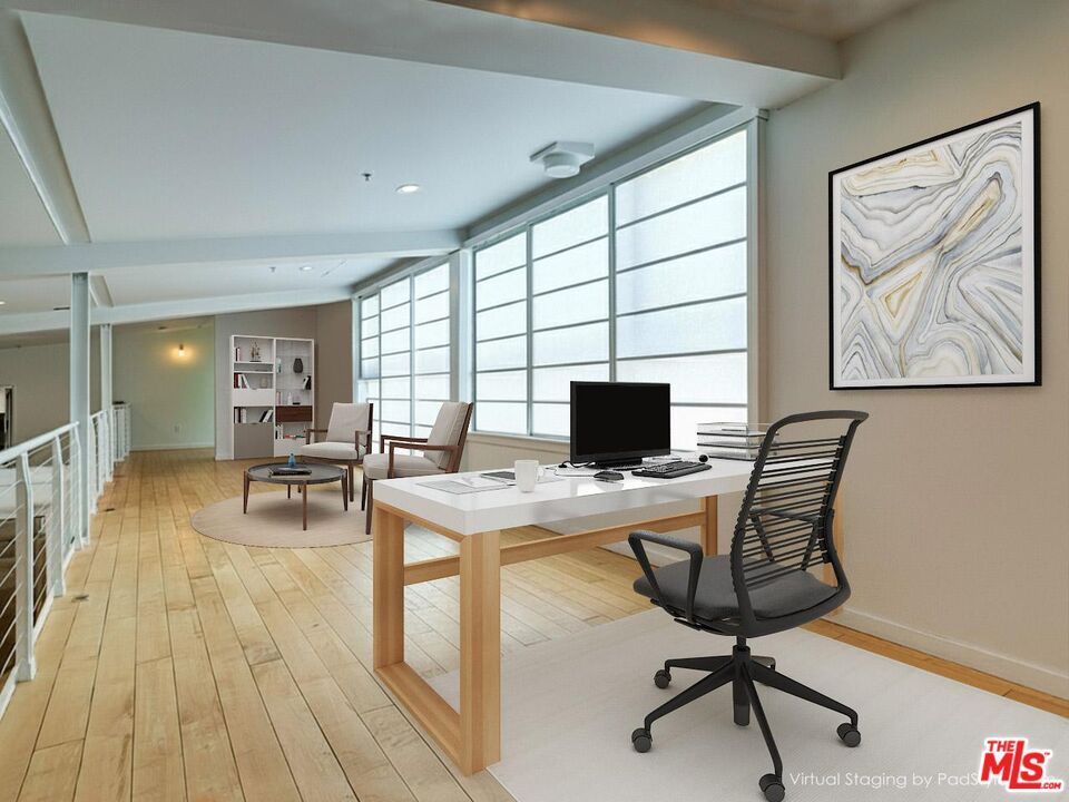 Home Office, Interior, Recessed Lighting, Wood Texture Flooring