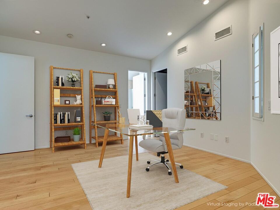 Home Office, Interior, Recessed Lighting, Wood Texture Flooring