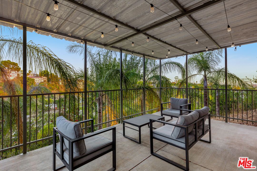 Interior, Sun Room, Wooden Ceilings
