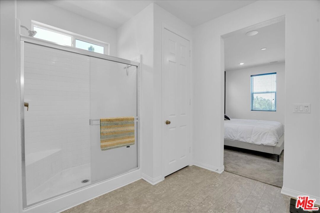 Bathroom, Bedroom, Glass Shower, Interior, Recessed Lighting