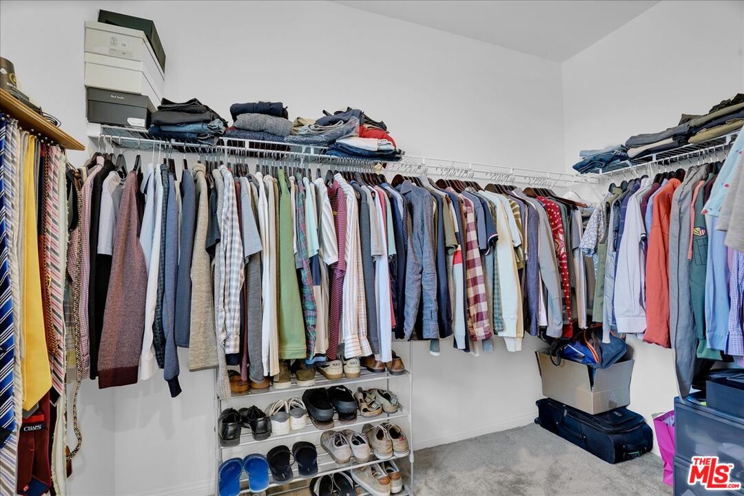 Interior, Walk-in Closets