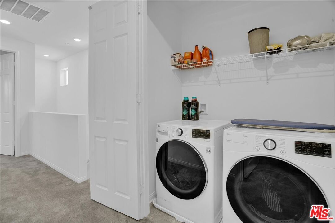 Interior, Recessed Lighting, Utility Closets, Washer