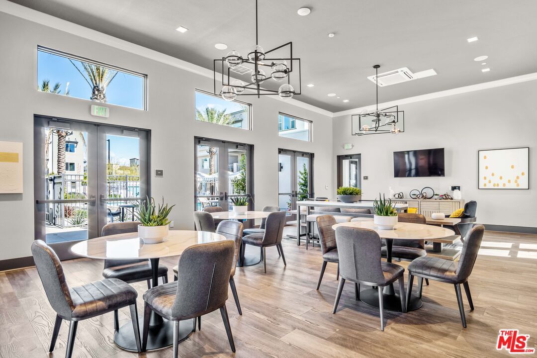 Dining room, Interior, Pendant Lights, Recessed Lighting, Wood Texture Flooring