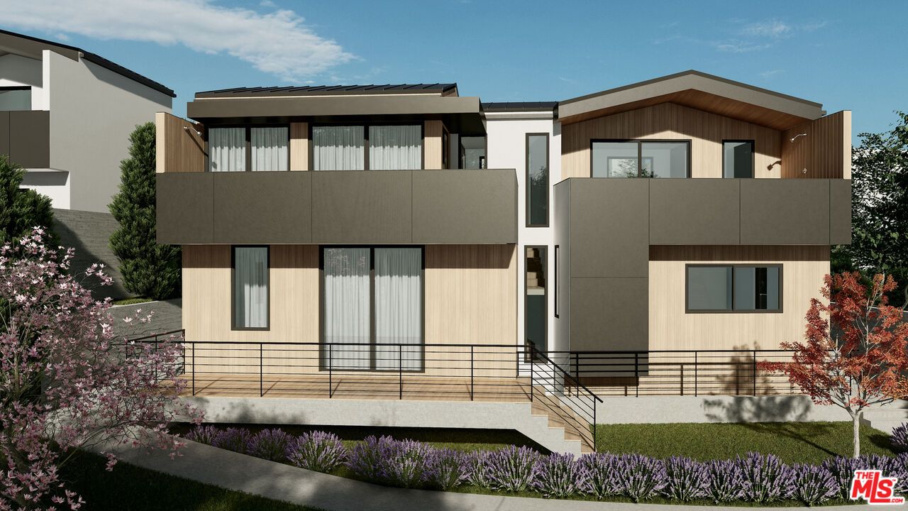 Exterior, Facade, Modern