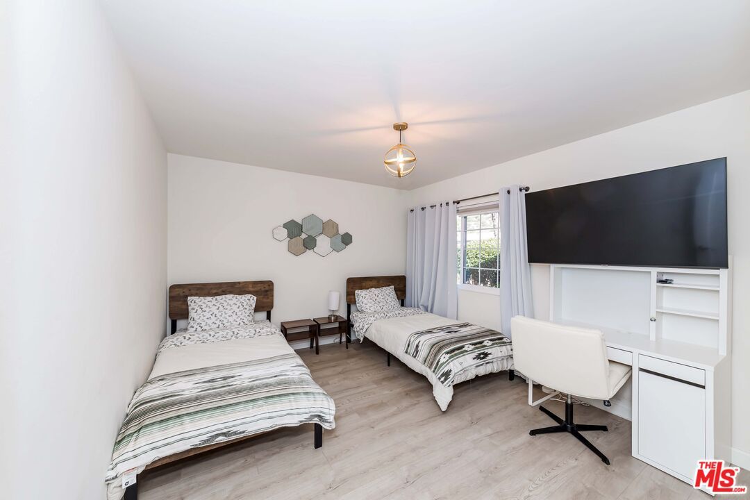 Bedroom, Home Office, Interior, Wood Texture Flooring