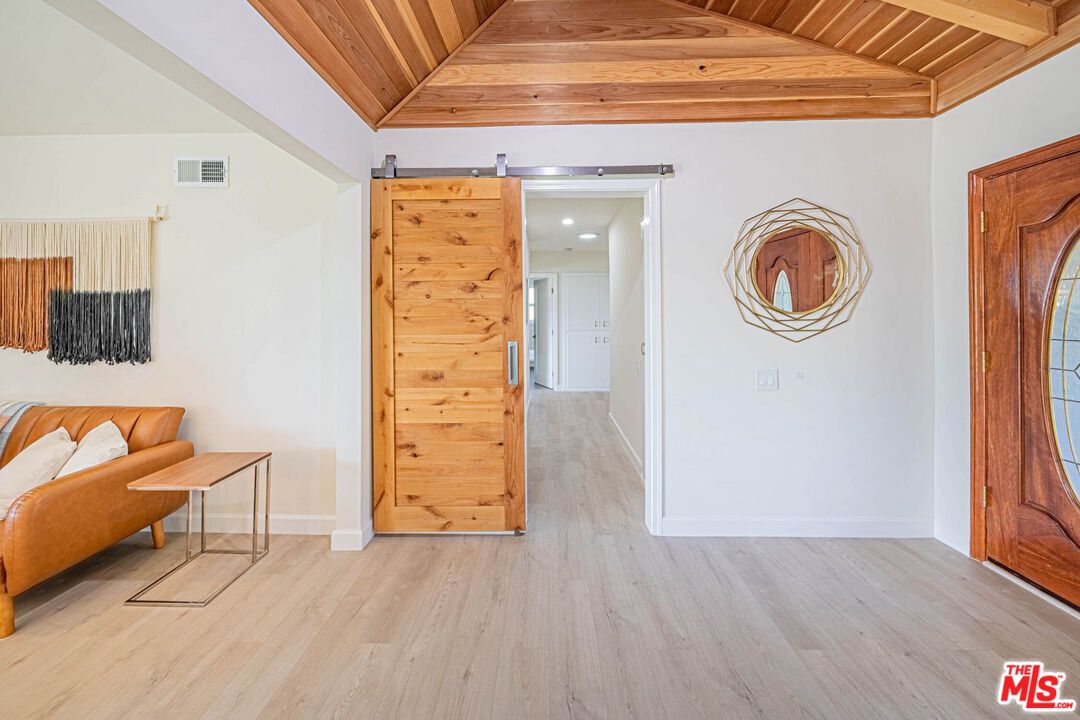 Interior, Recessed Lighting, Wooden Ceilings, Wood Texture Flooring