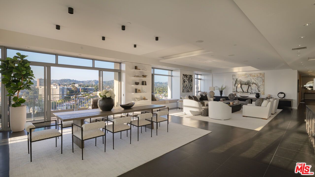 Dining room, Interior, Living room, Recessed Lighting