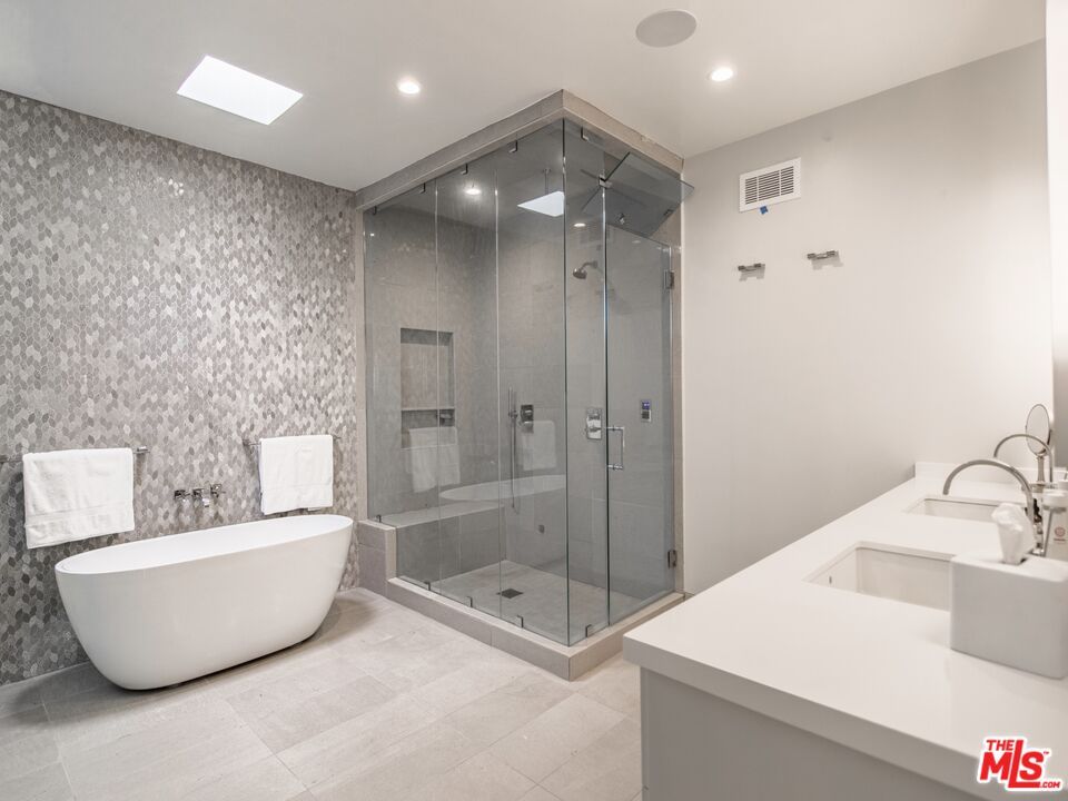 Bathroom, Dual Sink Vanities, Free Standing Baths, Glass Shower, Interior, Recessed Lighting