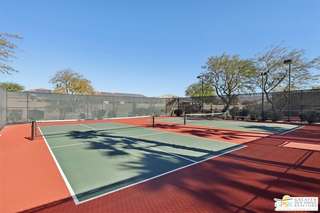 Exterior, Tennis Courts