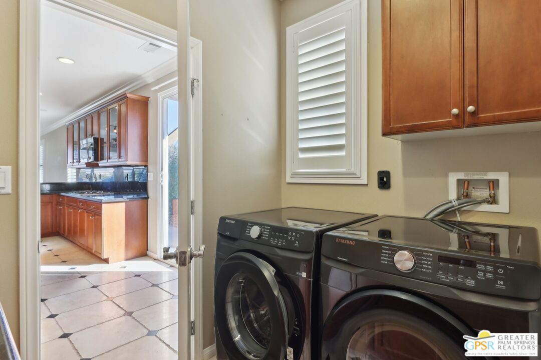 Interior, Recessed Lighting, Washer
