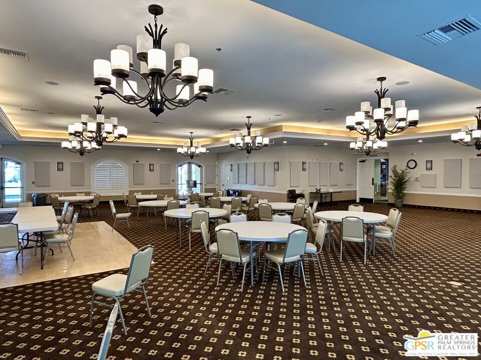 Chandelier, Dining room, Interior, Recessed Lighting