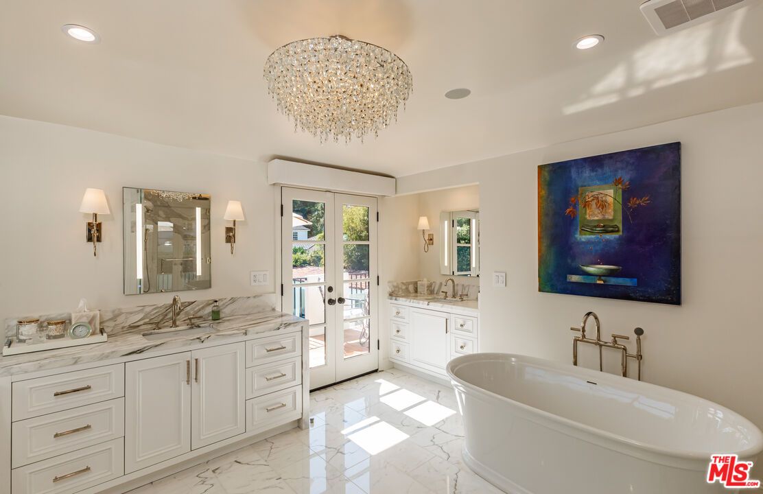 Bathroom, Dual Sink Vanities, Free Standing Baths, Interior, Marble, Recessed Lighting