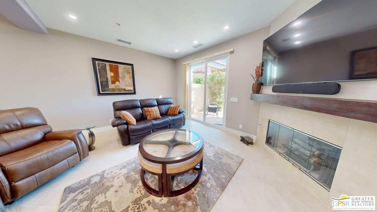 Fireplace, Interior, Living room, Recessed Lighting