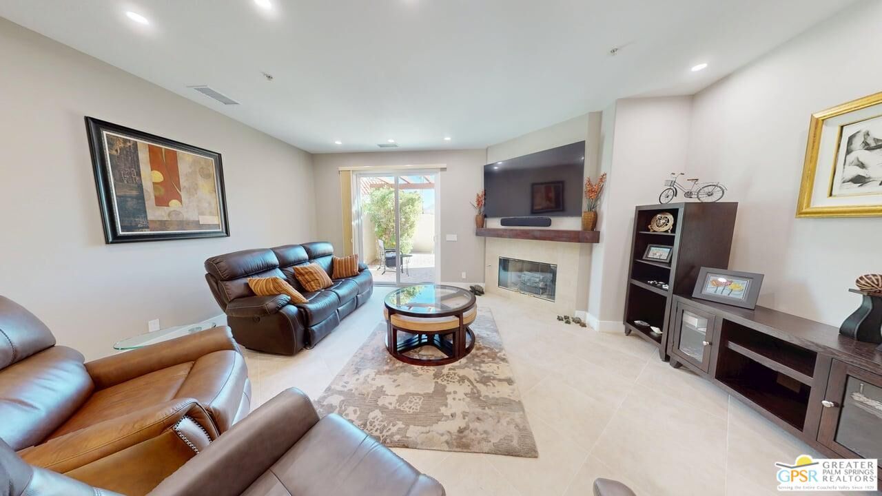 Fireplace, Interior, Living room, Recessed Lighting