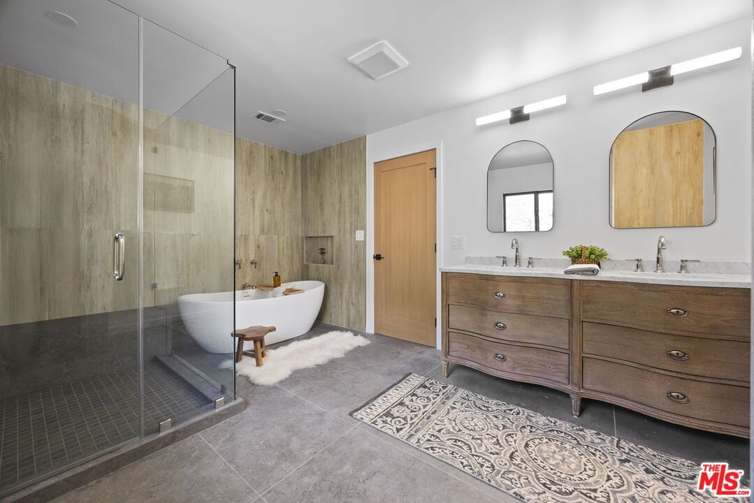 Bathroom, Dual Sink Vanities, Free Standing Baths, Glass Shower, Interior