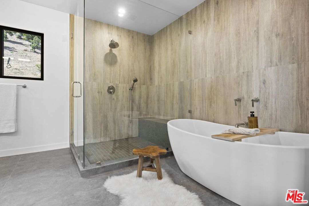 Bathroom, Free Standing Baths, Glass Shower, Interior, Recessed Lighting