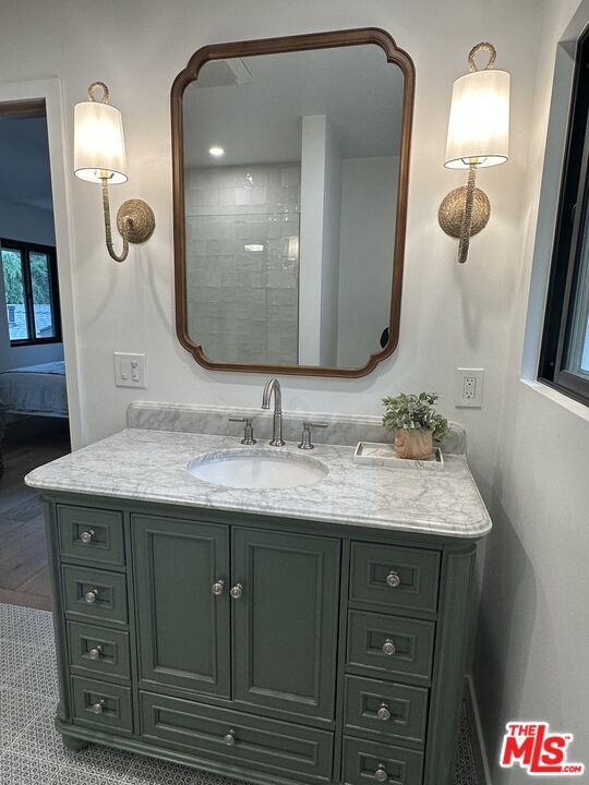 Bathroom, Interior, Recessed Lighting, Wood Texture Flooring