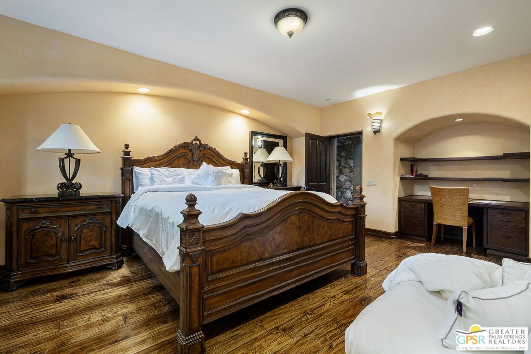 Bedroom, Home Office, Interior, Recessed Lighting, Wood Texture Flooring