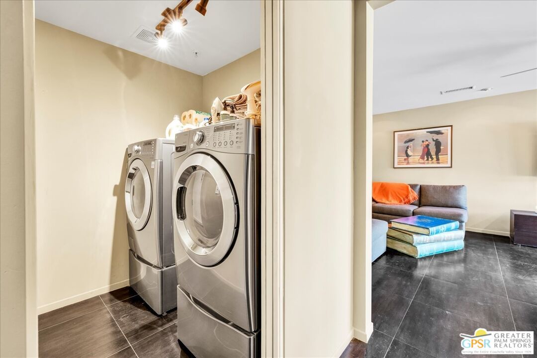 Interior, Utility Closets, Washer