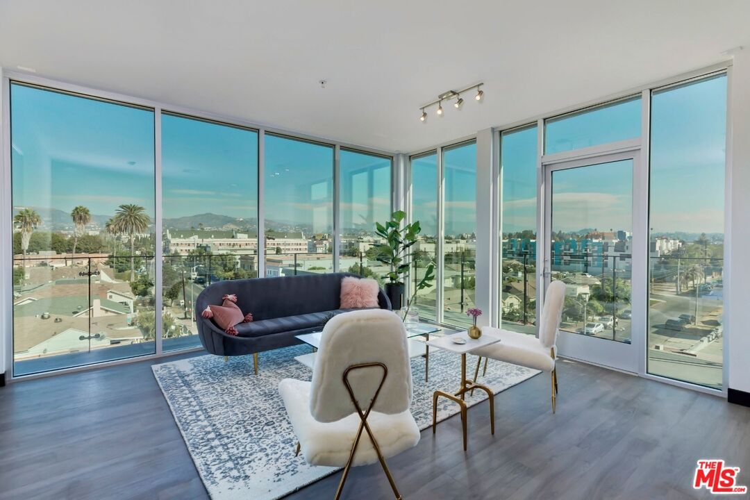 Interior, Living room, Sun Room, Wood Texture Flooring