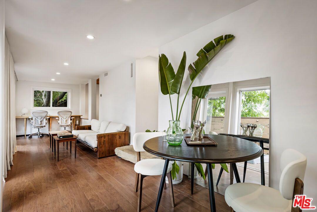 Dining room, Interior, Living room, Recessed Lighting, Wood Texture Flooring