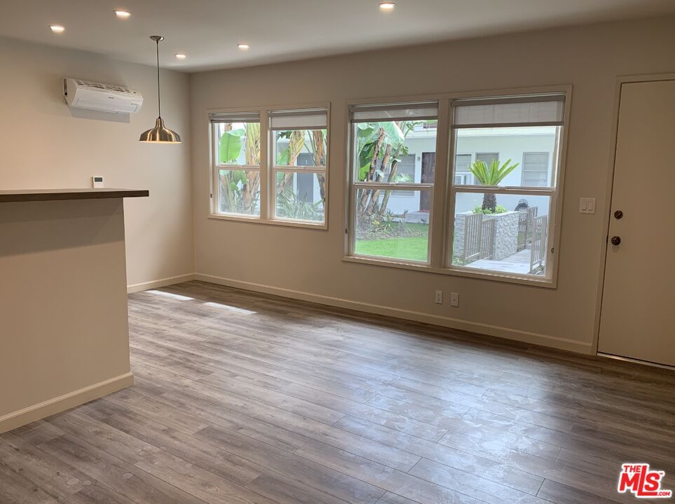 Empty room, Interior, Pendant Lights, Recessed Lighting, Wood Texture Flooring