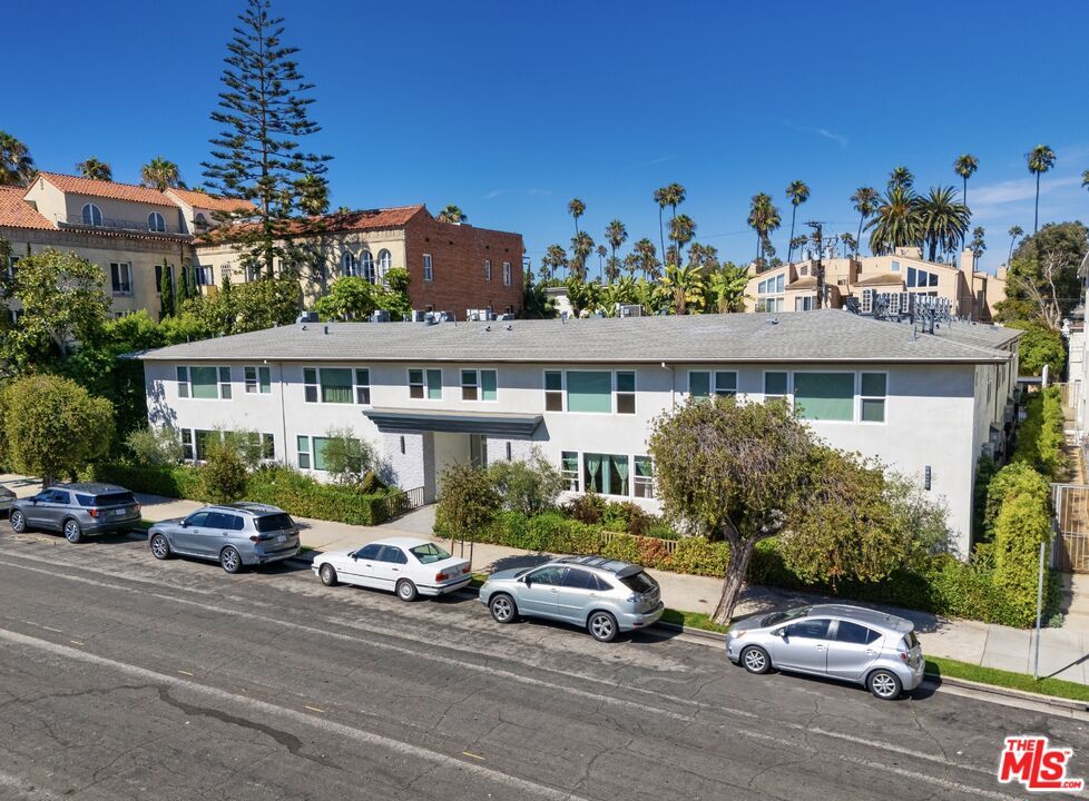 Exterior, Facade, Georgian