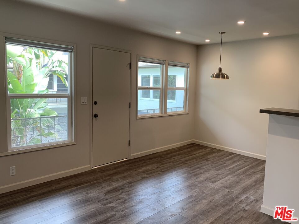 Empty room, Interior, Pendant Lights, Recessed Lighting, Wood Texture Flooring