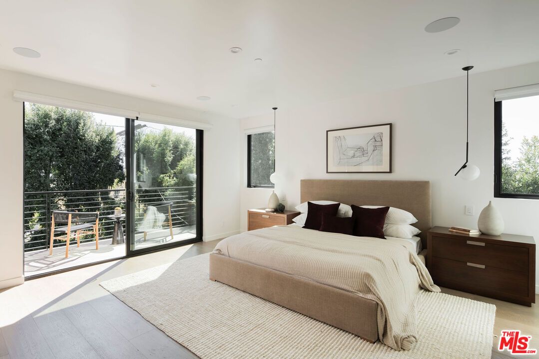 Bedroom, Interior, Pendant Lights, Recessed Lighting, Wood Texture Flooring