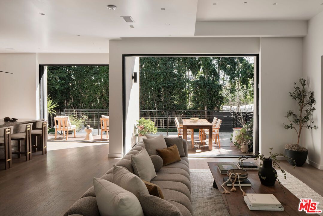 Dining room, Interior, Living room, Recessed Lighting, Wood Texture Flooring