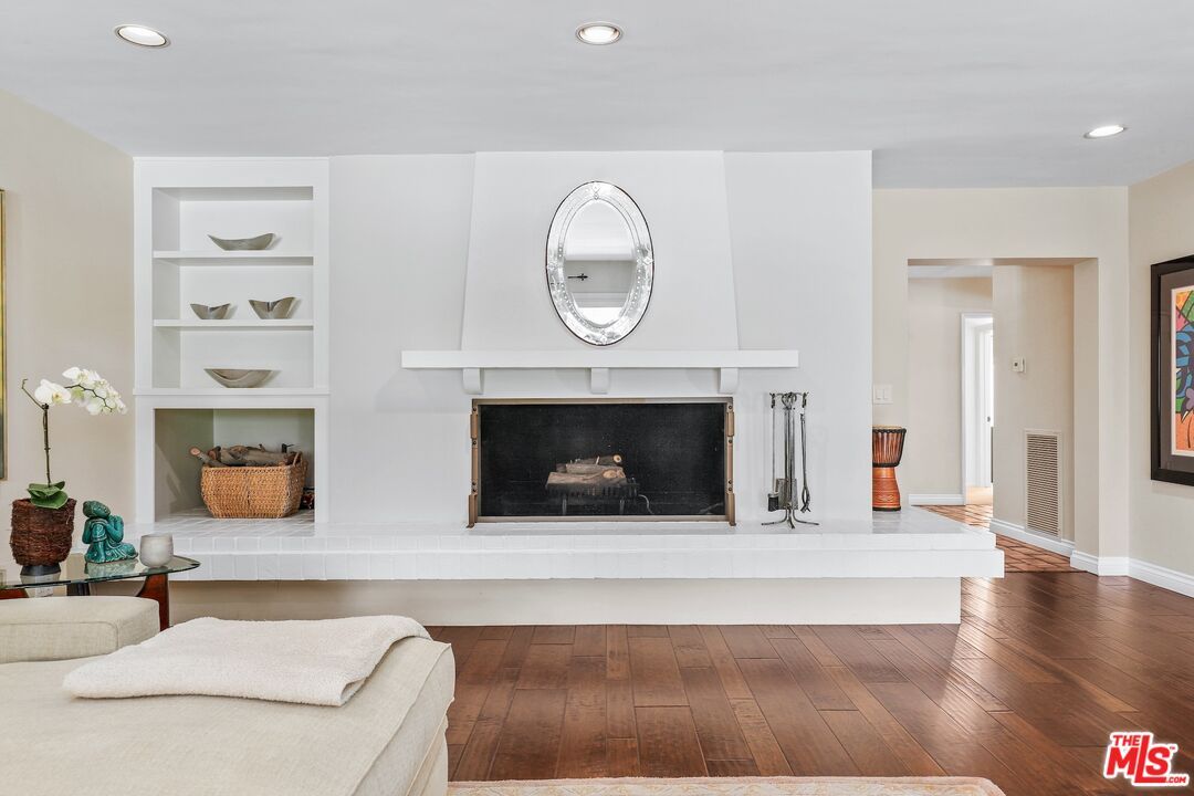 Fireplace, Interior, Recessed Lighting, Wood Texture Flooring