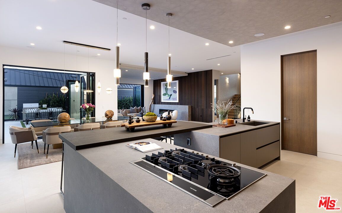 Dining room, Interior, Kitchen, Pendant Lights, Recessed Lighting