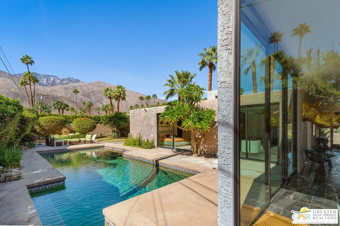 Exterior, Pool, Other