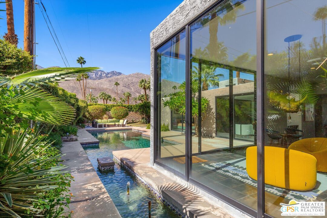 Exterior, Pool, Other