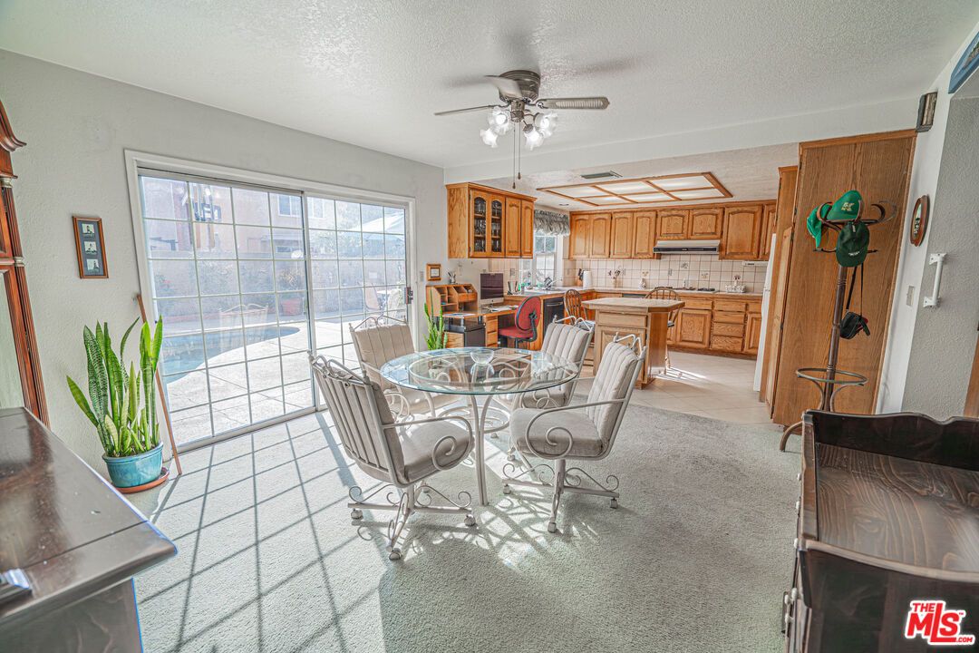 Dining room, Interior, Kitchen