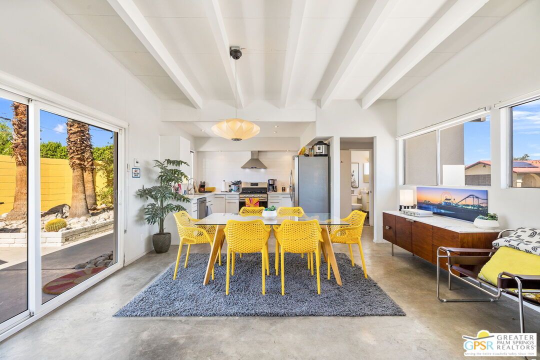 Dining room, Interior, Kitchen, Stainless Steel Appliances