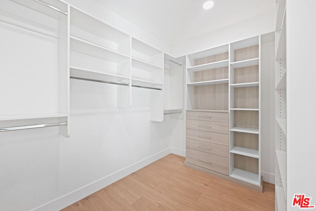 Interior, Recessed Lighting, Walk-in Closets, Wood Texture Flooring