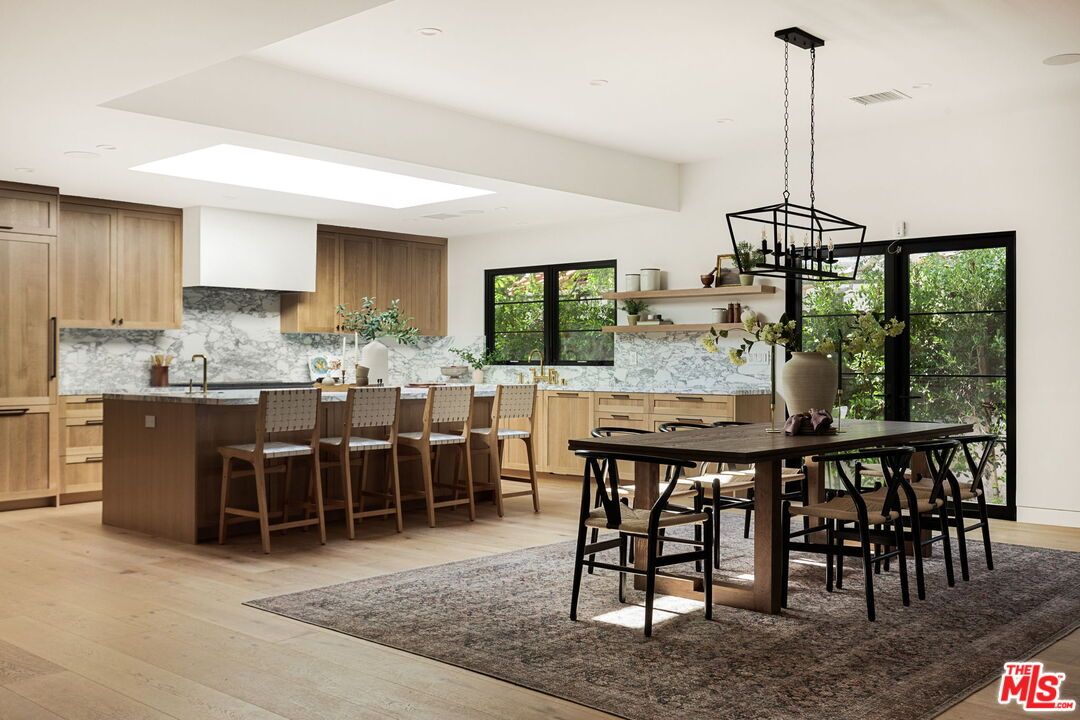 Dining room, Interior, Kitchen, Marble Walls, Pendant Lights, Recessed Lighting, Wood Texture Flooring