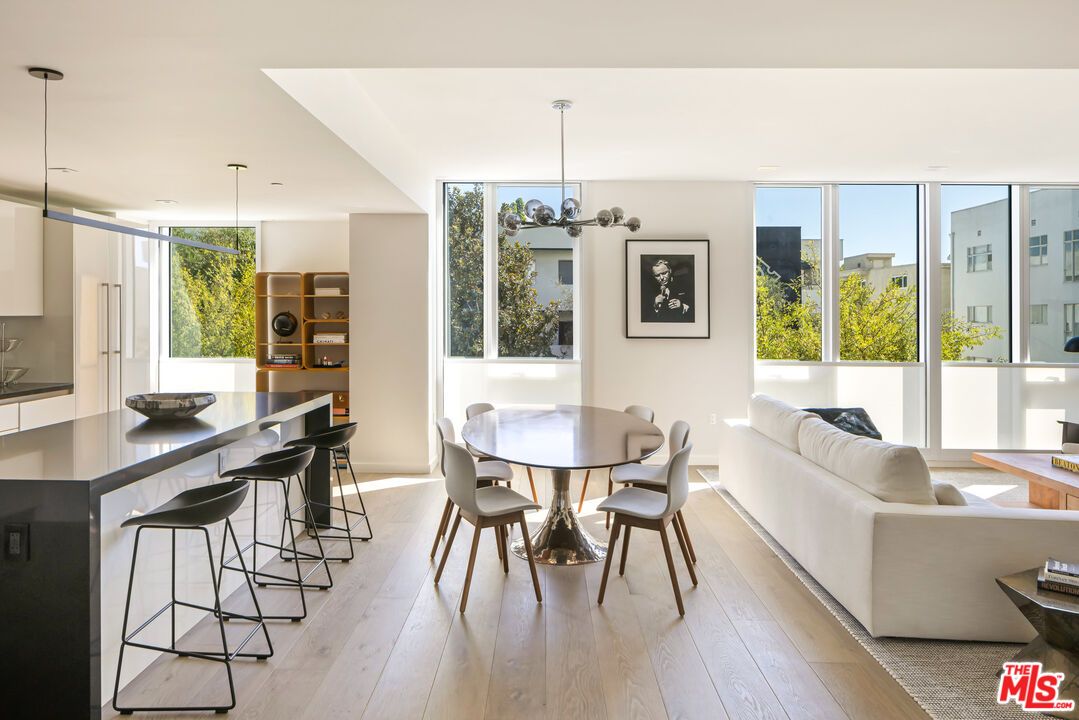 Dining room, Interior, Living room, Pendant Lights, Recessed Lighting, Wood Texture Flooring