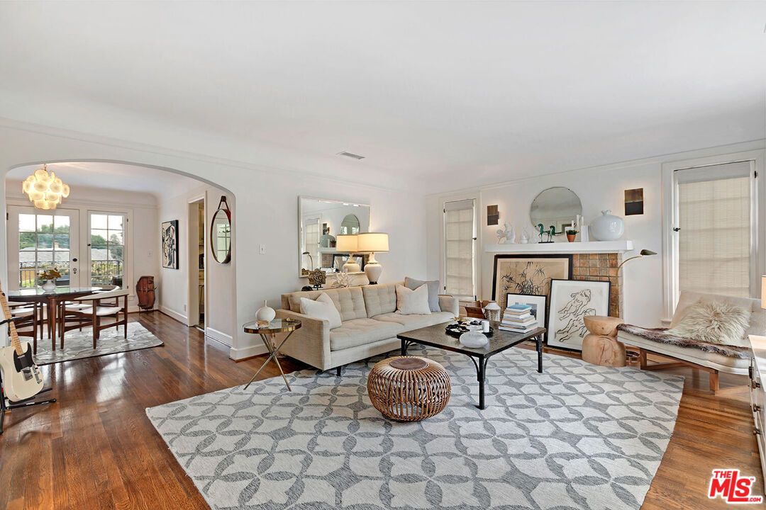 Dining room, Interior, Living room, Wood Texture Flooring