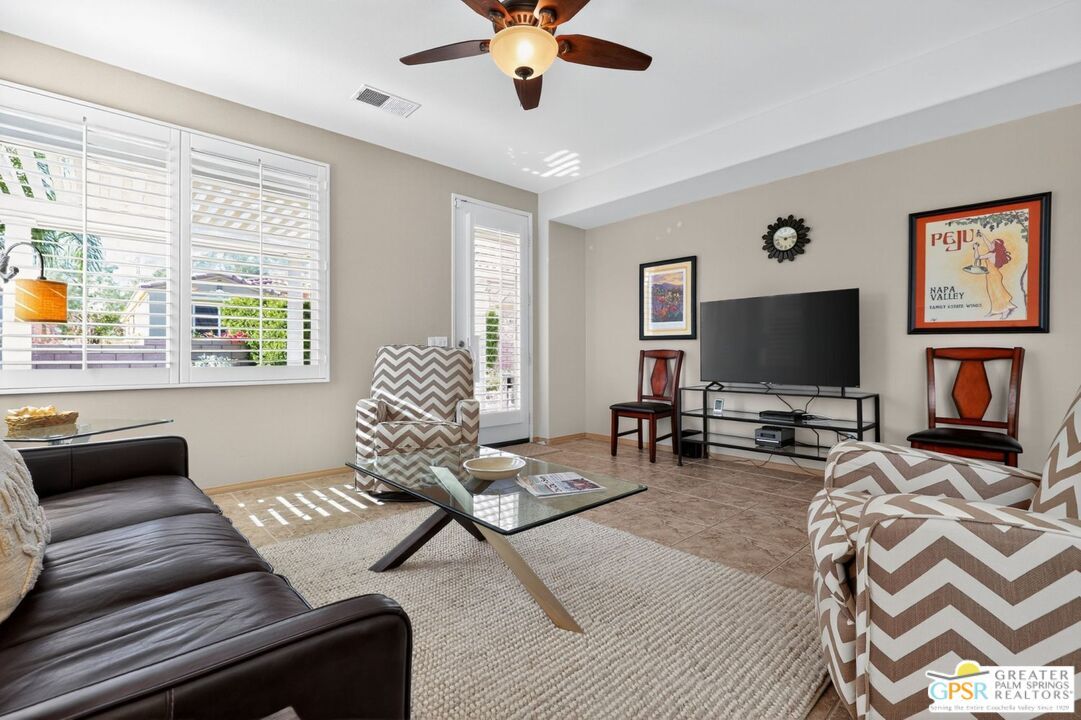 Interior, Living room