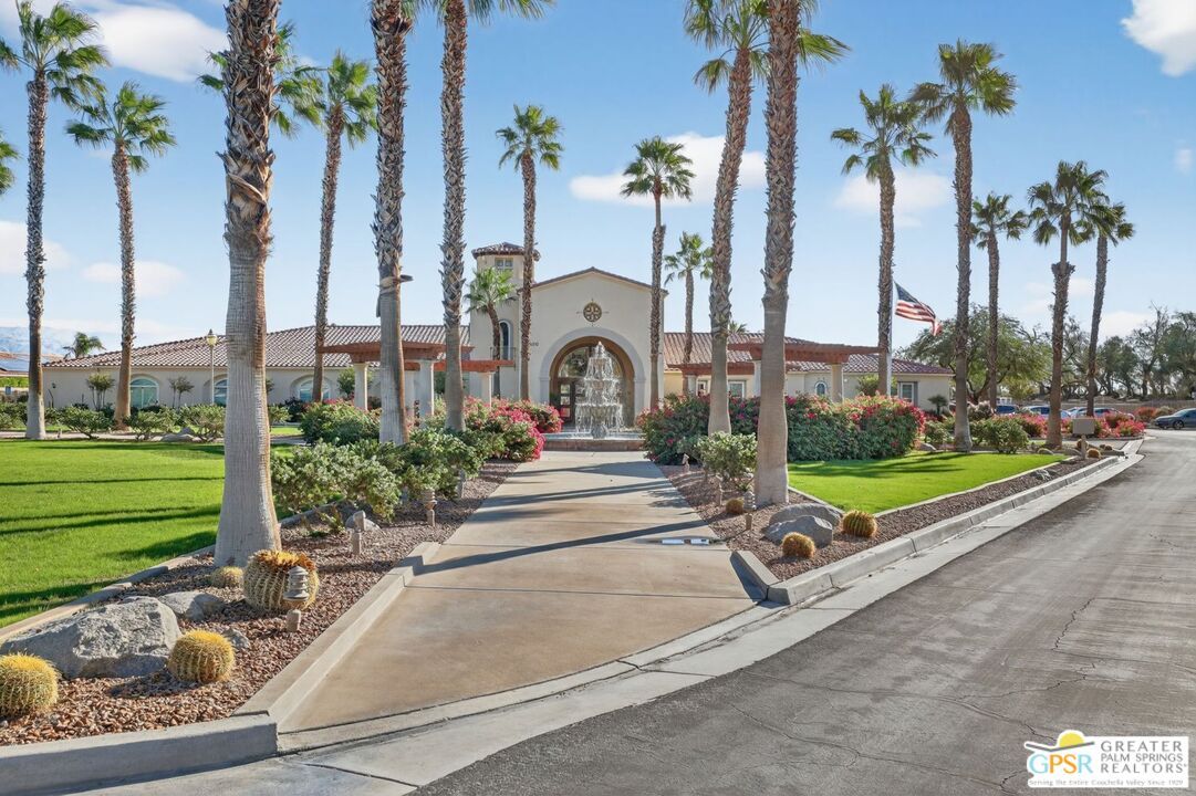 Exterior, Facade, Spanish Mediterranean