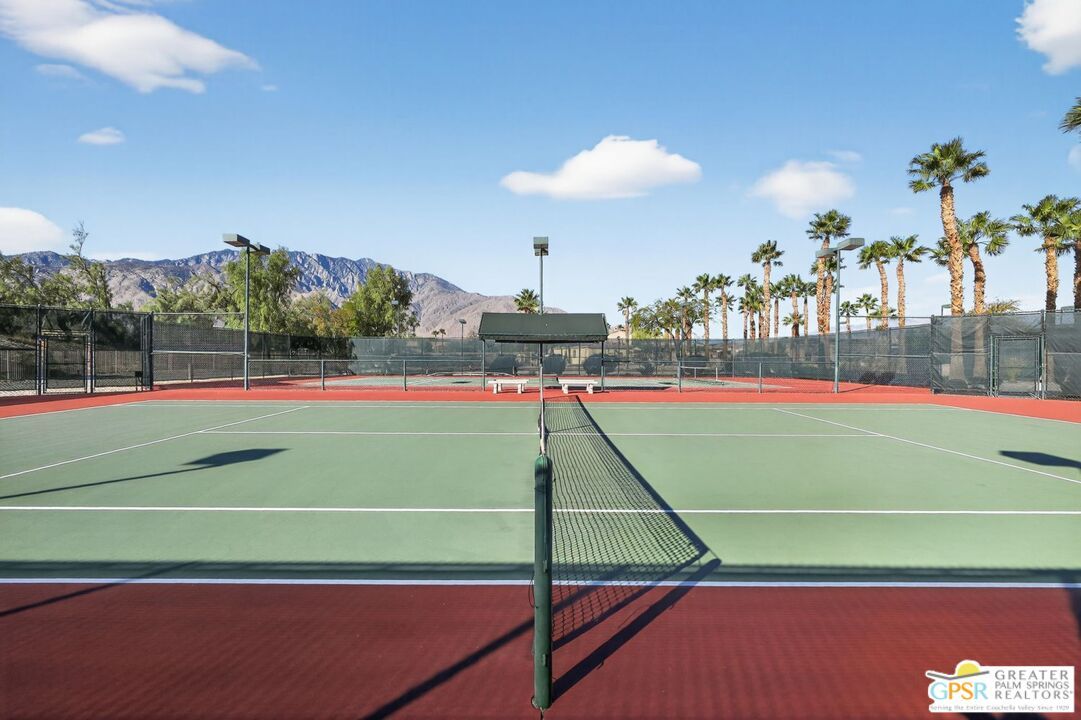 Exterior, Tennis Courts