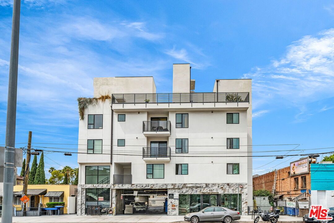 Exterior, Facade, Condo Building