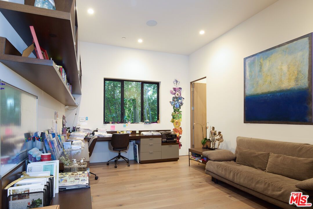 Home Office, Interior, Recessed Lighting, Wood Texture Flooring