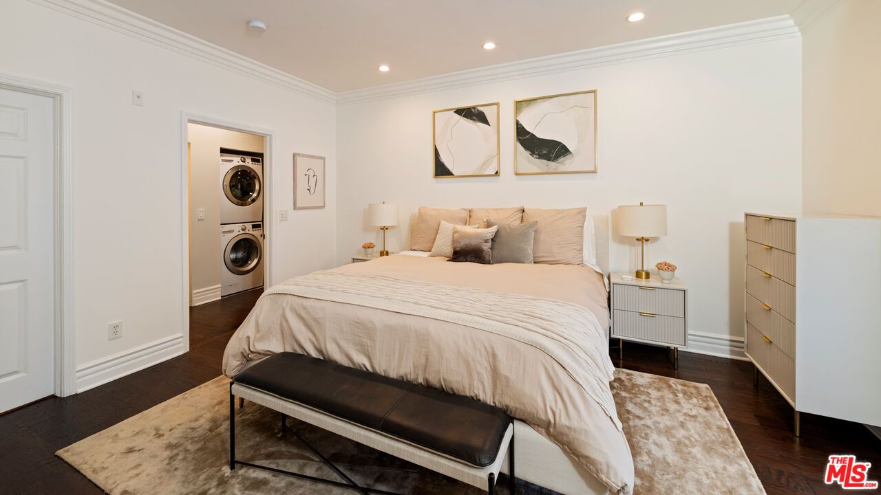 Bedroom, Interior, Recessed Lighting, Utility Closets, Washer, Wood Texture Flooring