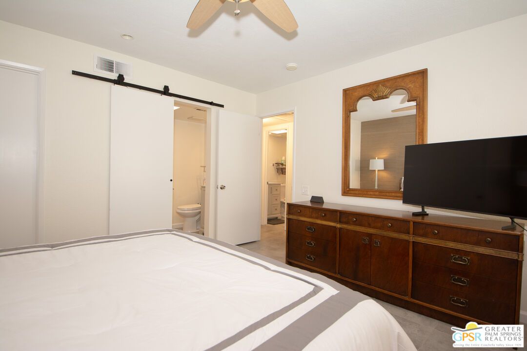 Bathroom, Bedroom, Interior, Recessed Lighting